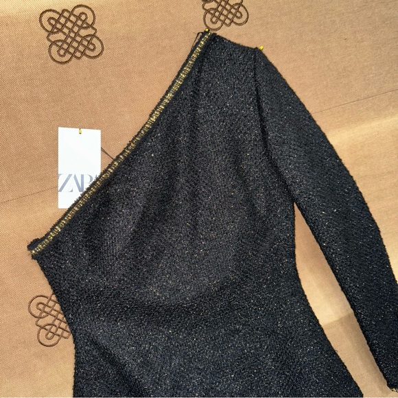 Zara NWT! Black/Gold Asymmetric Textured Shoulder Pad Mini Dress Size S - Picture 5 of 15